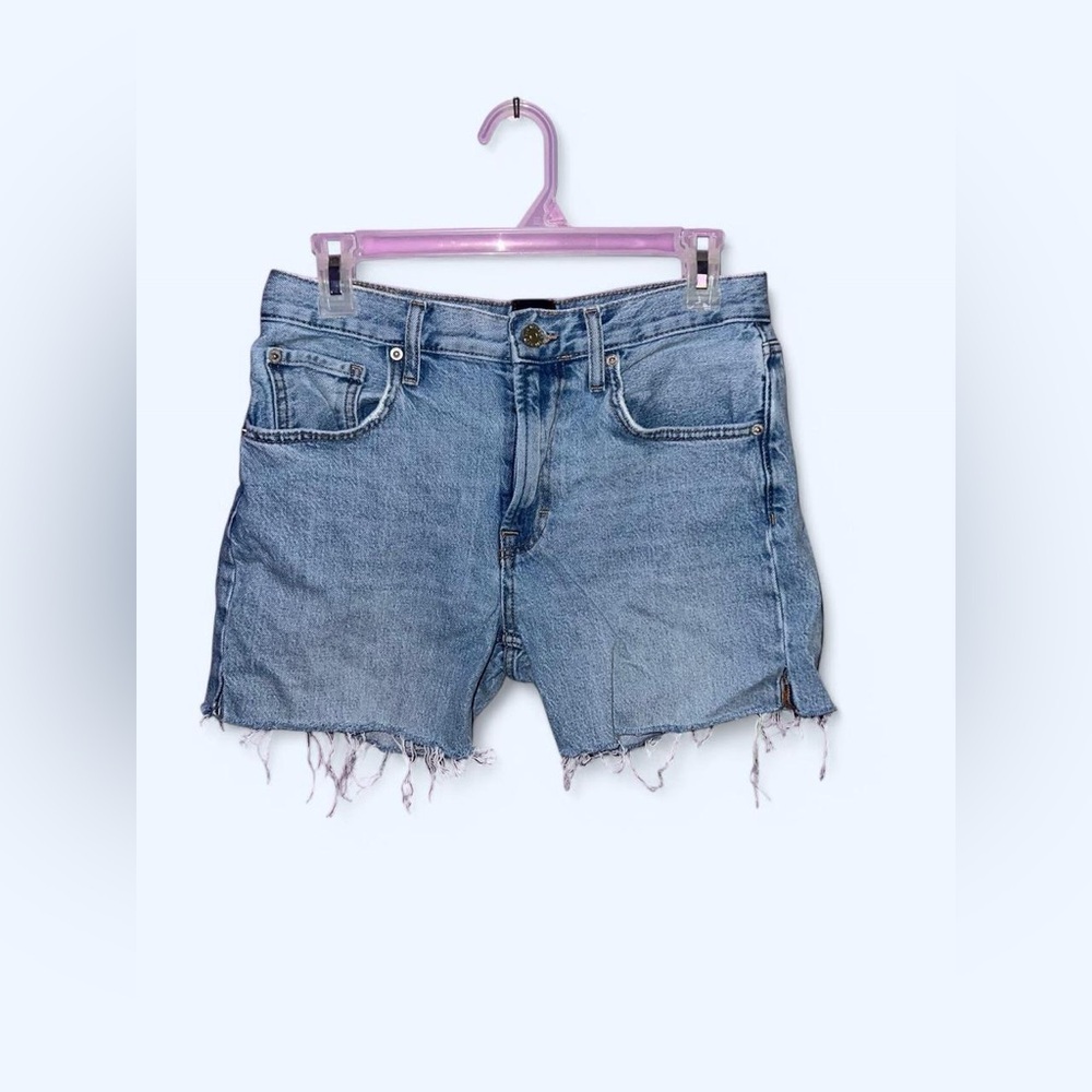 BDG urban outfitters 90’s bootcut high-waisted denim shorts with raw hem size 27
